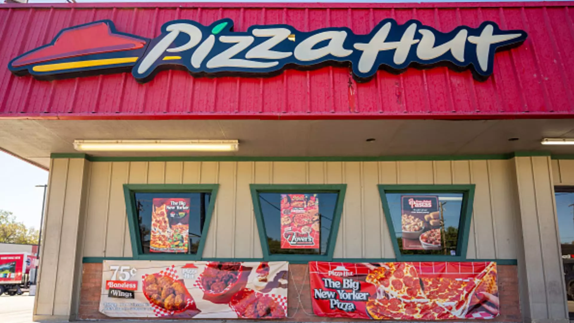 Yum Brands Faces Challenge: 3 Alarming Insights from Q1 2023