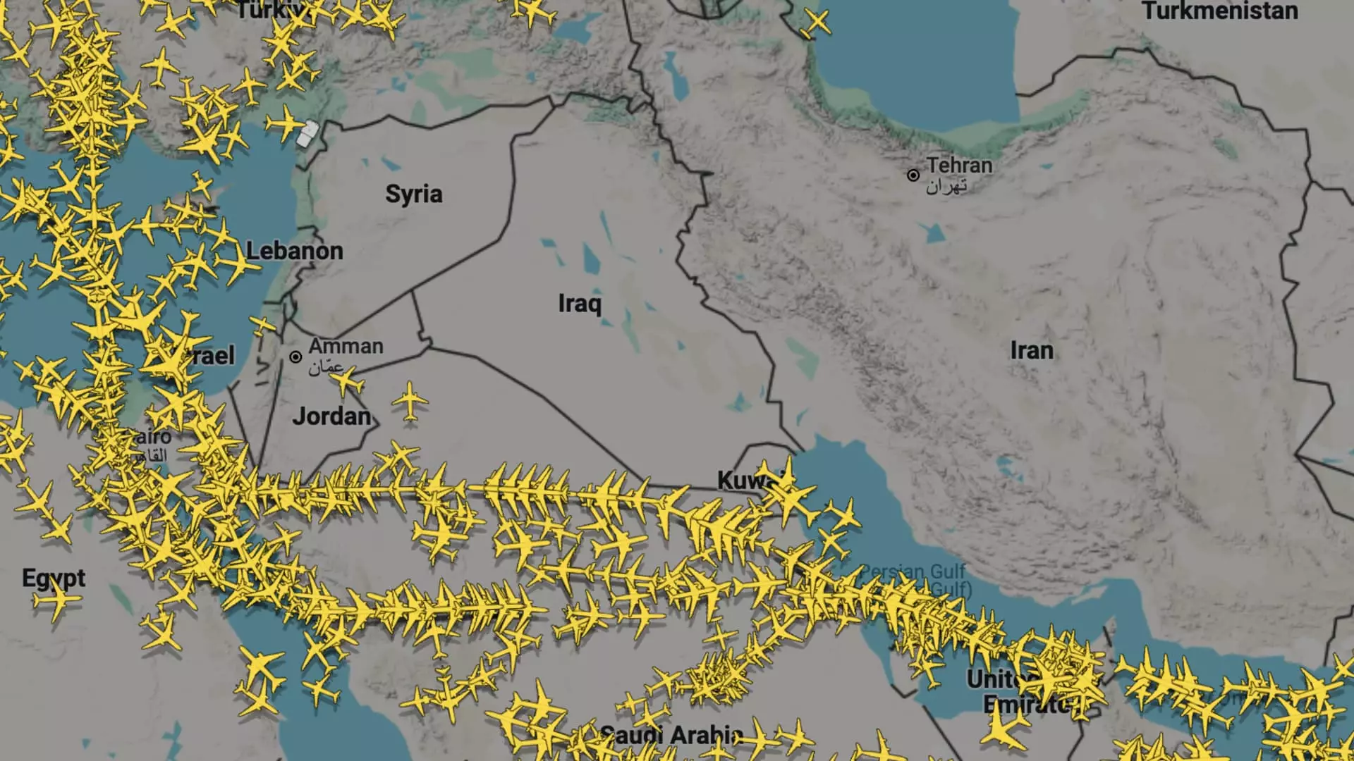 7 Shocking Decisions: Airlines Grounded by Israel-Iran Tensions