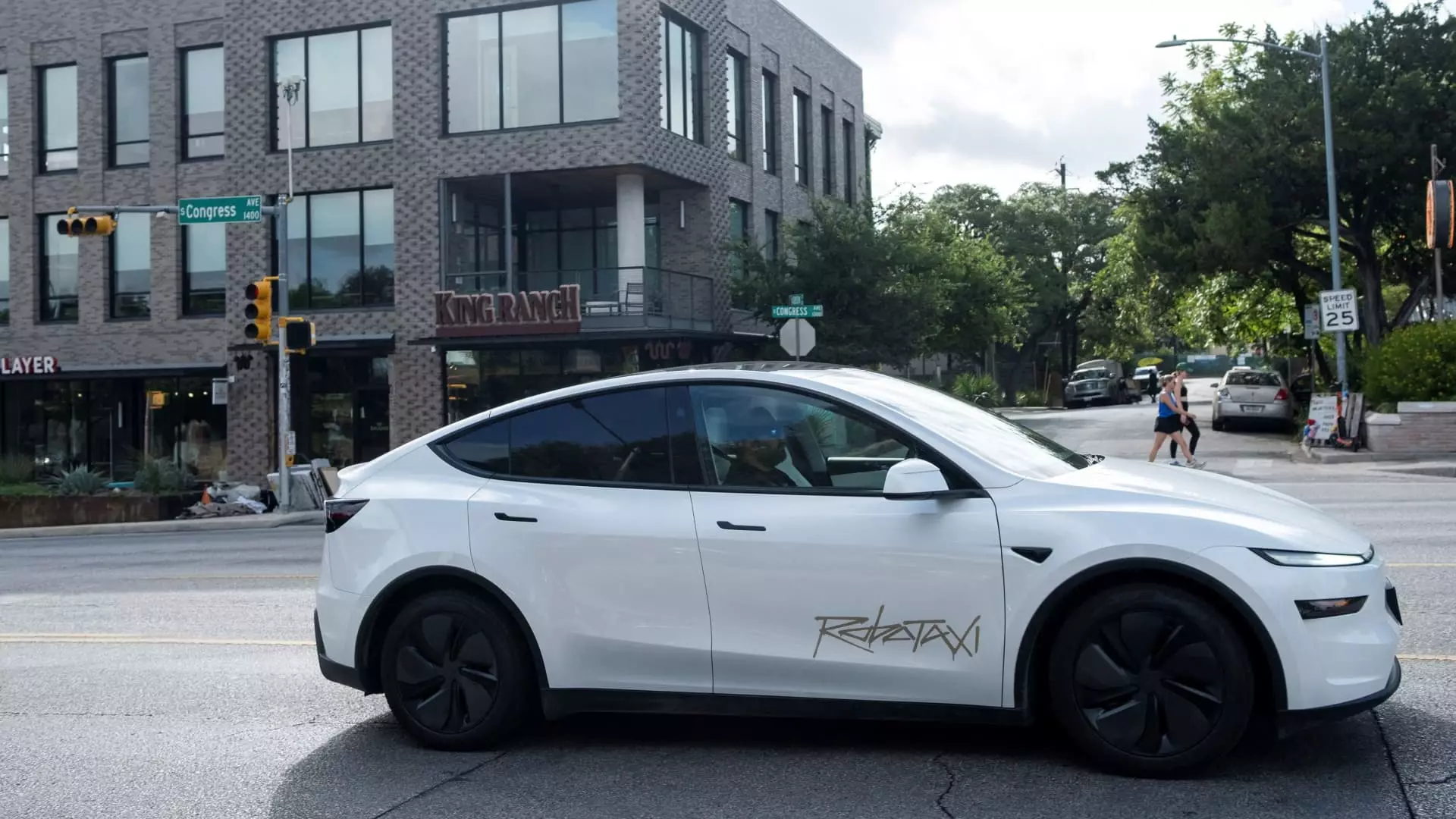 The Tesla Robotaxi Debacle: 5 Alarming Incidents That Expose Automation Overreach