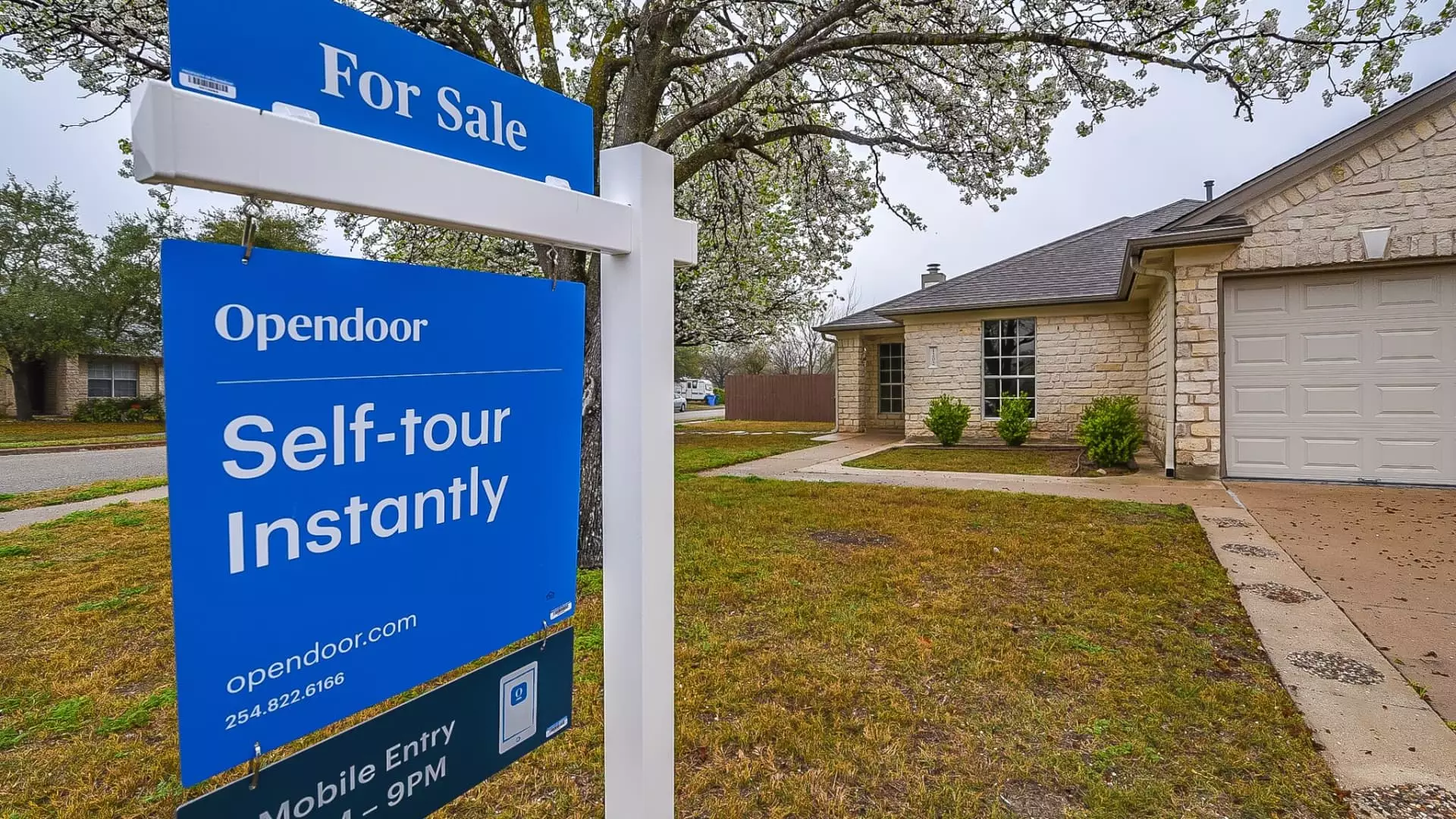 The Fragile Rebound: Can Opendoor Truly Restart Its Growth Machine?